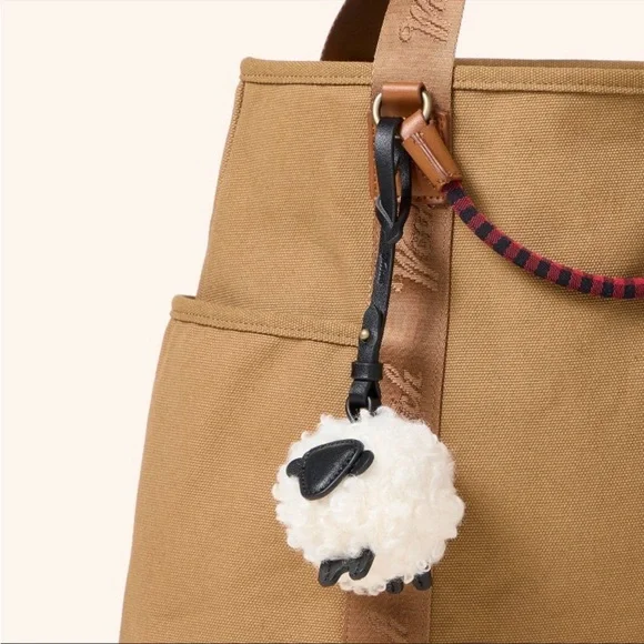 Woolrich X Target Sheep Bag Charm NWT - Picture 3 of 8